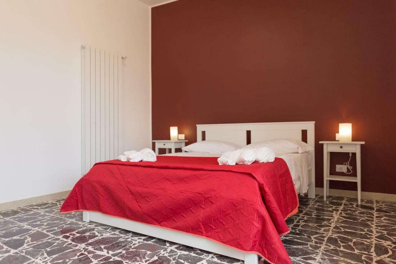 Al Corso Apartments Noto Zewnętrze zdjęcie